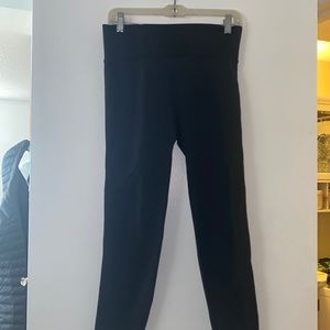 LuLu Lemon black leggings